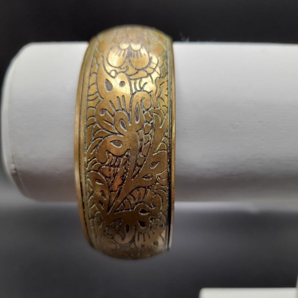Vintage Etched Brass Floral Wide Bangle Bracelet 8 Inch Boho Cuff
